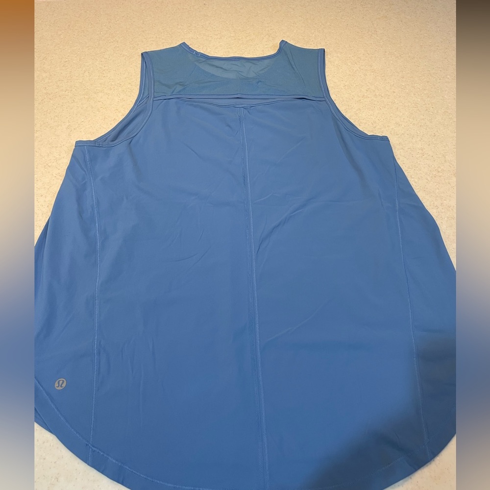 Lululemon Sculpt tank top size 16
